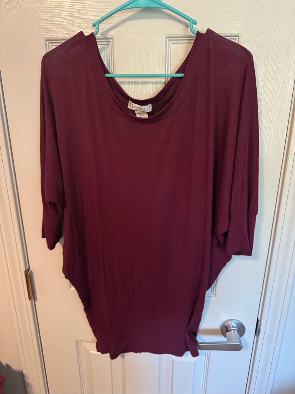 Toska Dolman Sleeve Tunic Top in Deep Burgundy